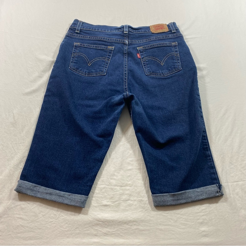 Levi's Shorts 16.5 Women’s Denim Shorts Bermuda Jean casual beach - Picture 3 of 5
